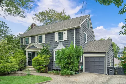 10 Marlette Pl, White Plains, NY 10605