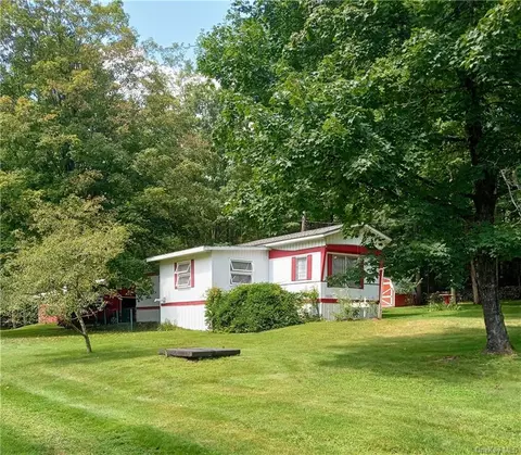 79 Swiss Hill Rd N, Delaware, NY 12748