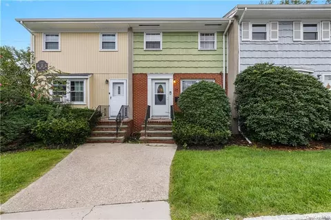 15 Alan Rd, Ramapo, NY 10977