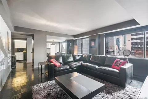 309 E 49th St #19C, New York, NY 10017