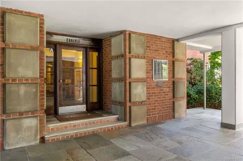 Scarsdale, NY Condos & Townhouses For Sale - Movoto