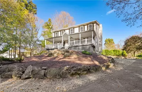 469 Haviland Dr, Patterson, NY 12563