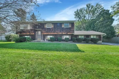 363 Lake Shore Dr, Monroe, NY 10950
