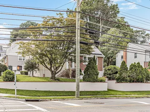 1 Cross Hill Ave, Yonkers, NY 10703