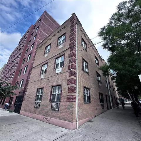 915 E 165th St, Bronx, NY 10459