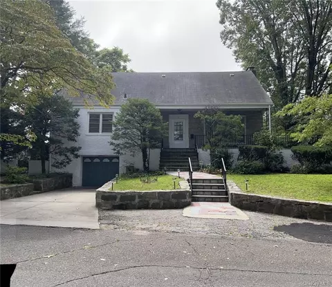 398 Kimball Ave, Yonkers, NY 10704