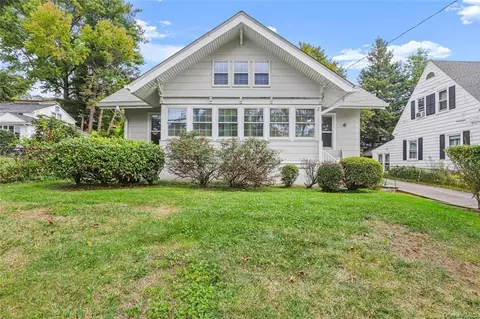 39 Conklin Ave, Cortlandt, NY 10567