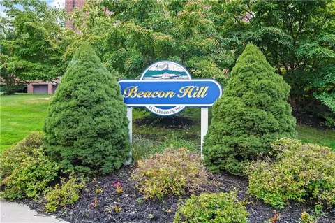 115 Beacon Hill Dr #E 17, Greenburgh, NY 10522