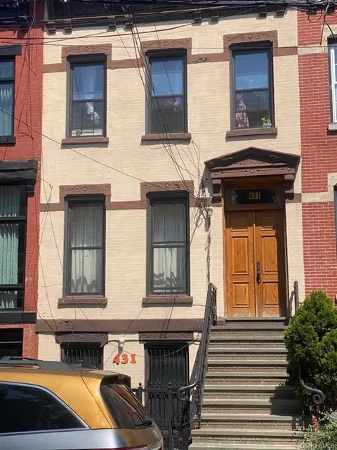 431 E 143rd St, Bronx, NY 10454