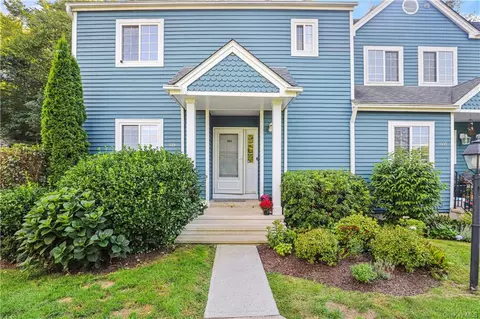 1004 Somerset Knl, Southeast, NY 10509