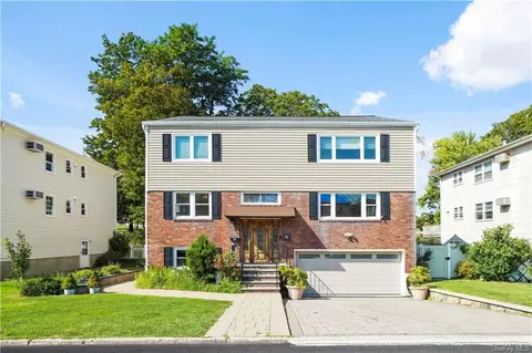41 Ridge Rd, Greenburgh, NY 10522