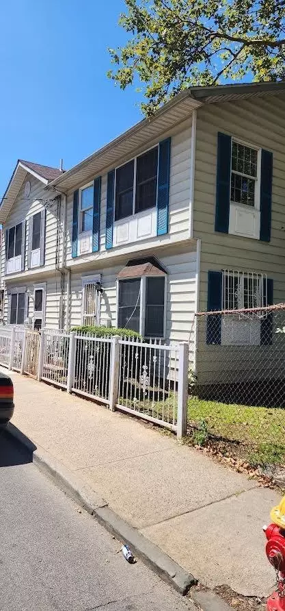 461 Walnut St, Yonkers, NY 10701