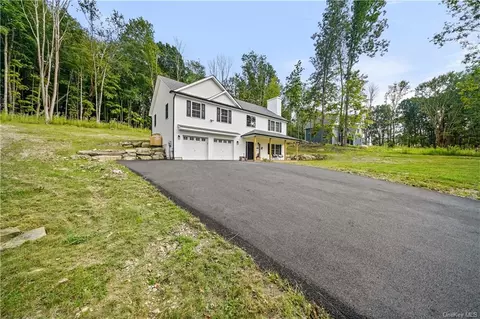 1301 Ny-211 W, Mount Hope, NY 10940