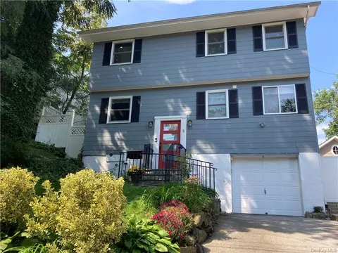 5 Pell Pl, Pelham, NY 10803