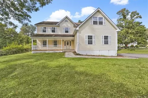 3317 Old Yorktown Rd, Yorktown, NY 10598