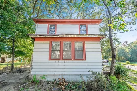 112 Rose Ave, Roosevelt, NY 11575