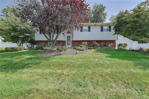 80 Maureen Dr, Wawayanda, NY 10940