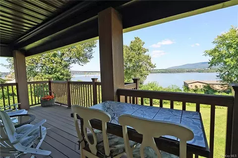 240 Montgomery St #2, Newburgh, NY 12550
