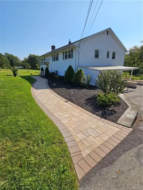 298 Derby Rd #300, Wallkill, NY 10940