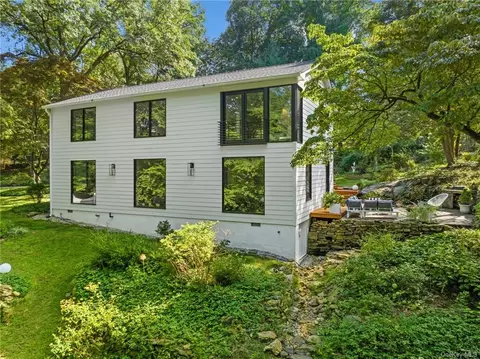 307 Hardscrabble Rd, Mount Pleasant, NY 10510