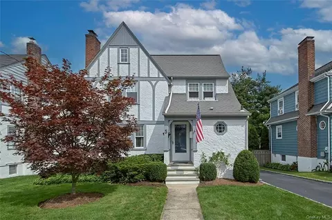 5 Herbert Ave, White Plains, NY 10606