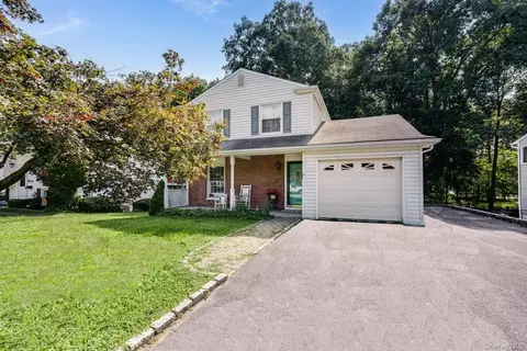 17 Constitution Dr, Philipstown, NY 10516