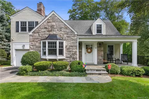 165 Delhi Rd, Greenburgh, NY 10583