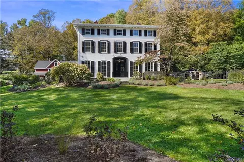 71 Primrose St, Katonah, NY 10536