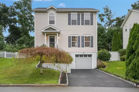 55 Greenvale Cir, Greenburgh, NY 10607