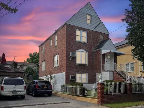1643 Library Ave, Bronx, NY 10465