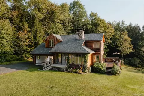 22 J Spielman Rd, Callicoon, NY 12748