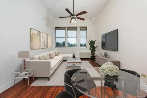 1 Landmark Sq #431, Rye, NY 10573