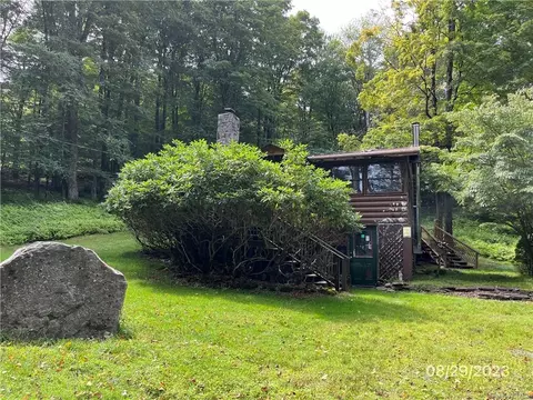 29 Overlook Dr, Bethel, NY 12720