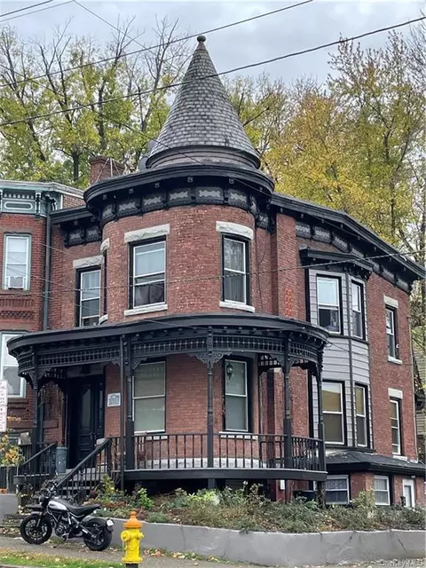 17 Liberty Street Wh, Newburgh, NY 12550