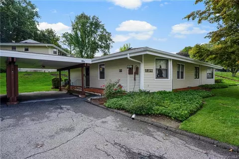 25 Oxford Ct #A, Yorktown, NY 10598