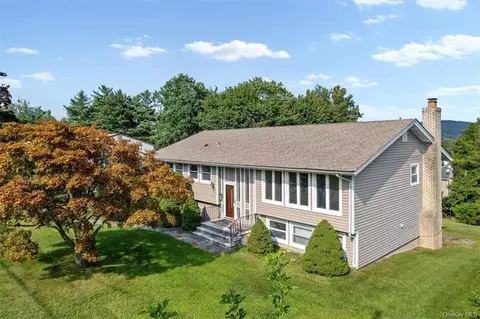 75 Lester Dr, Orangetown, NY 10983