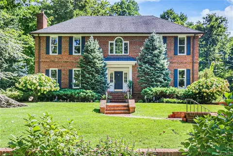 139 Hillair Cir, White Plains, NY 10605