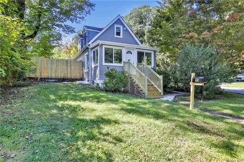 19 Chalmers Blvd, Amawalk, NY 10501