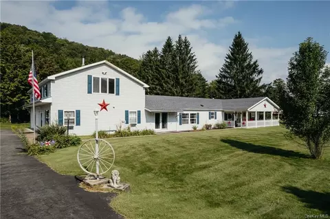 189 Rockland Rd, Rockland, NY 12776