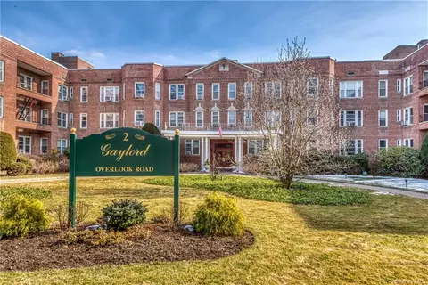 2 Overlook Rd #1A5, White Plains, NY 10605