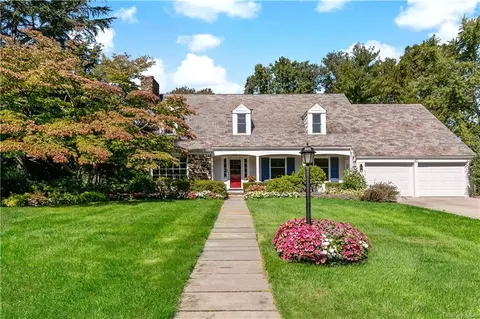 87 Brookby Rd, Scarsdale, NY 10583