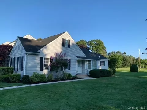 2555 Youngs Ave #1A, Southold, NY 11971