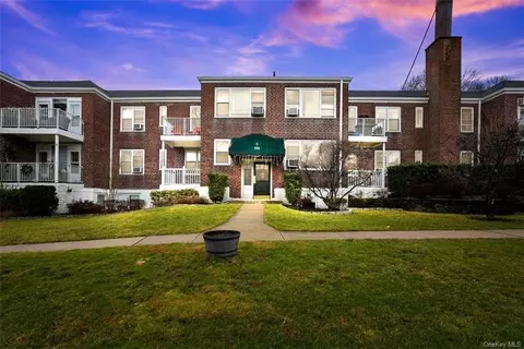 920 Pelhamdale Ave #C2D, Pelham, NY 10803