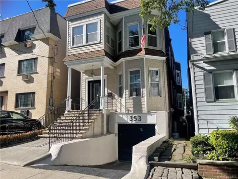 353 E 234th St, Bronx, NY 10470