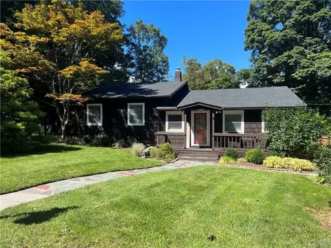 7 Garden Pl, Beacon, NY 12508