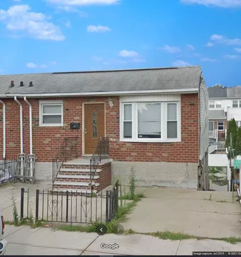 1544 Ohm Ave, New York, NY 10465