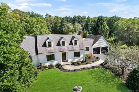 305 Millwood Rd, New Castle, NY 10514