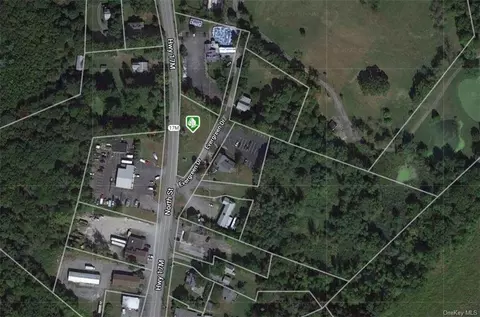 17 Evergreen Drive, Wallkill, NY 10940