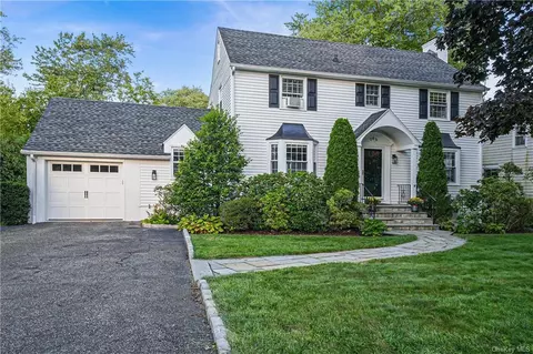 165 Ralph Ave, White Plains, NY 10606