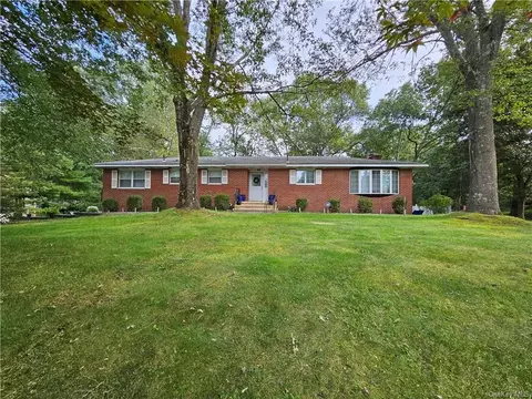 12 Marcella Blvd, East Fishkill, NY 12533